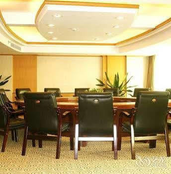 Wu Liang Ye Grand Hotel Ченду Екстер'єр фото
